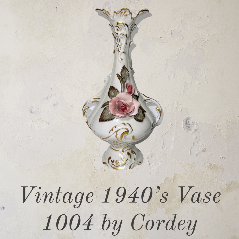 Vintage 1940’-50’s Cordey Porcelain Bud Flower Vase Gold 1004 by Boleslaw Cordis
